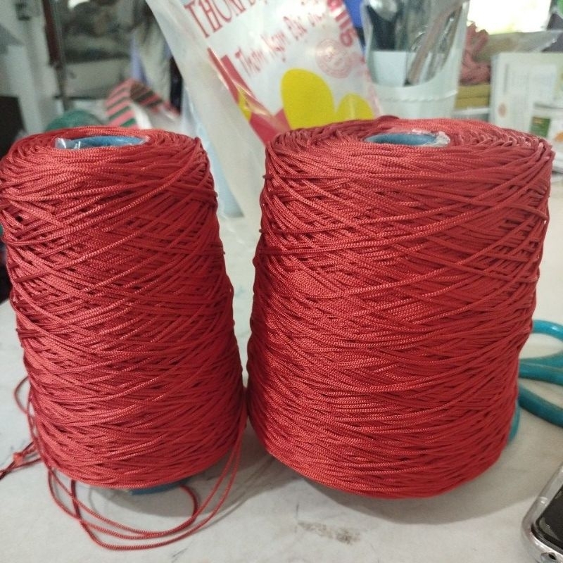1 cuộn dây tim đỏ VN size 1,5mm dùng làm đan vòng, vòng tay tùy sở thích,..