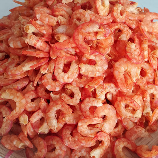 500gr tôm khô size trung, tôm làm từ tôm bạc tôm thẻ rất ngon và ngọt thịt, giá bình dân không làm bạn thất vọng