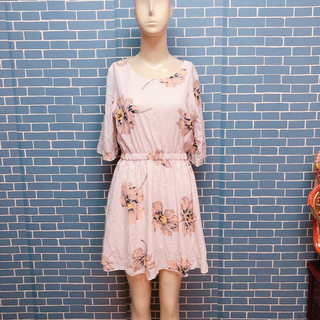 đầm trắng lưng thun in hoa lỗi nhẹ sale