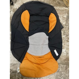 [THANH LÝ] ĐỆM XE ĐẨY COMBI