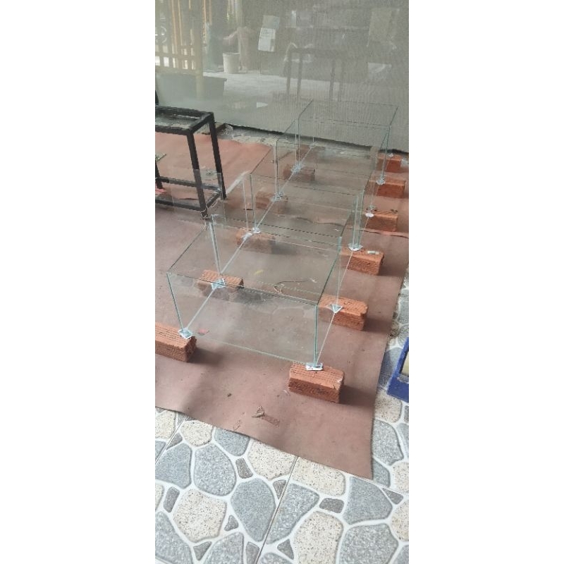 hồ cá 40*30*30 chỉ shjip miền Nam full 5li