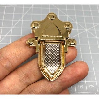 Khóa Vương Miện