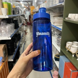Bình nước Duy Tân Matsu 700ml hàng khuyến mãi Vinamilk