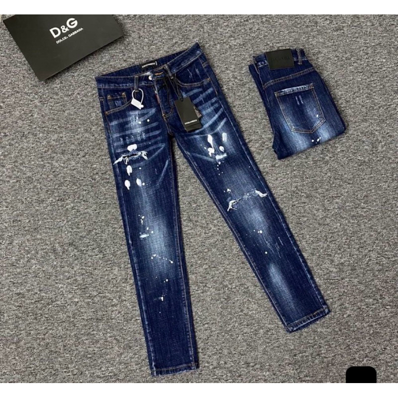 Quần jean bò nam Dsq2 4 khắc chữ wash rách tua vá vải vảy sơn loang cao cấp