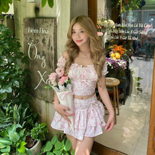 ( ẢNH ĐỘC QUYỀN )- Flora Set - Set áo trễ vai và chân váy cạp trễ hoa hồng gắn nơ - Catsy.st