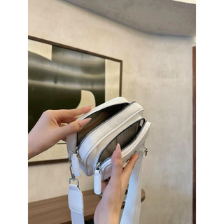 Túi kẹp nách kèm gấu l.v, túi đeo vai(size 22)