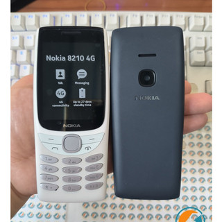 Điện thoại nghe gọi 8210 sóng 4G, màn to đẹp chính hãng, bảo hành 12 Tháng