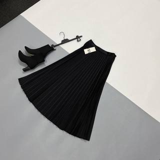 Chân váy xếp ly Zara thanh lịch