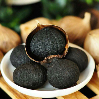 Tỏi đen cô đơn Lý Sơn nhà làm loại 1 không chất bảo quản túi 500gr