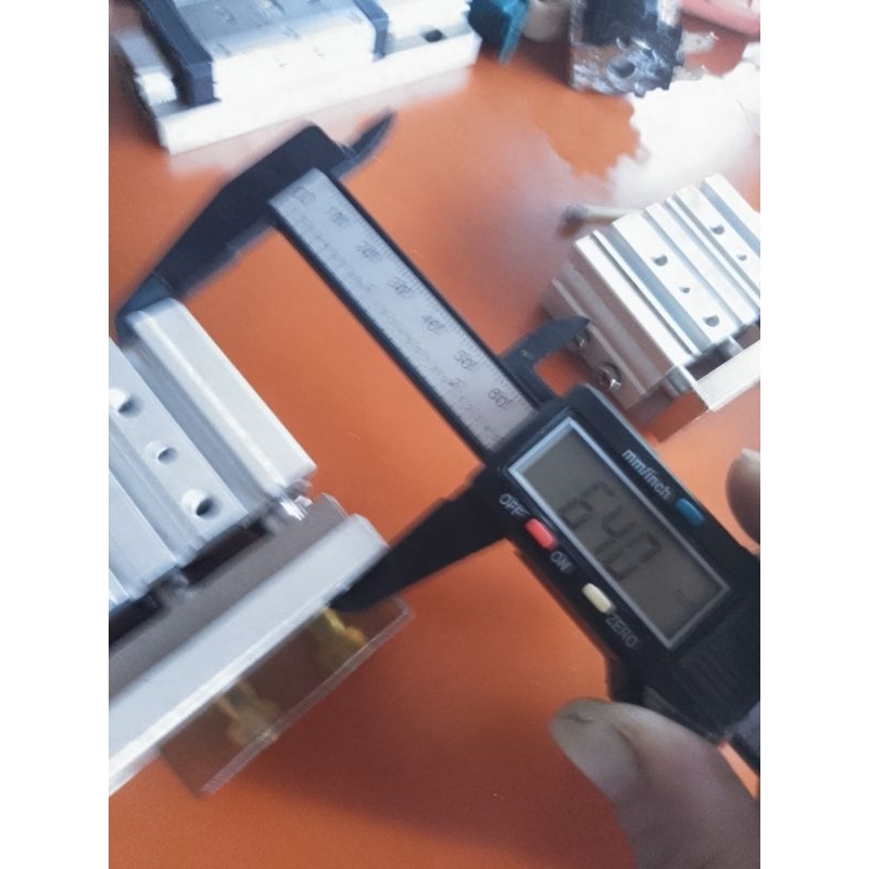 cặp xy lanh 3 ty  SMC kèm cơ cấu trượt đi kèm  SMC MGPM16-10Z ( cylinder SMC MGPM16-10Z)