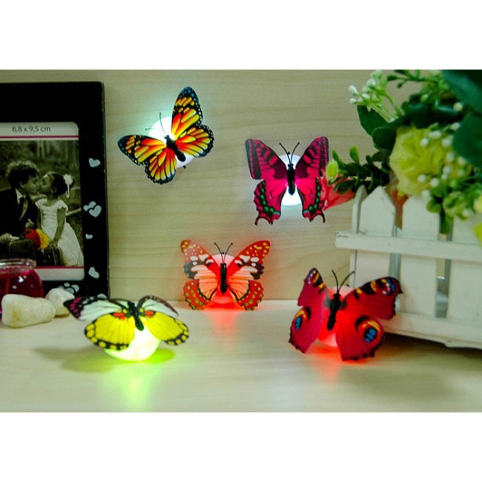 3 Cái Đèn Led hình con Bớm dán tường