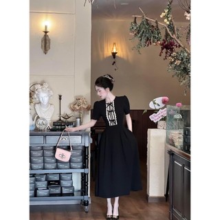 Đầm nữ tay ngắn dáng dài xòe phối ren ngực buộc nơ xinh đẹp phù hợp đi làm đi chơi V262