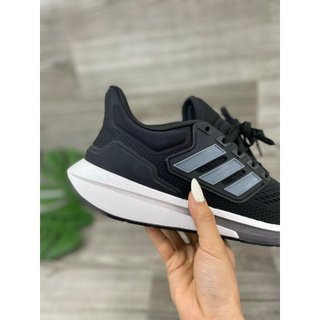 Giày thể thao_dễ phối đồ, bền nhẹ êm ái.