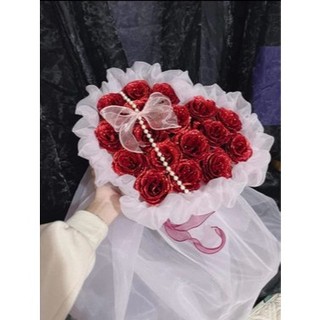 Cốt giấy trái tim gói hoa
