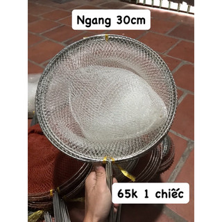 Vợt lưới khung inox.( mắt lưới 0,7cm )