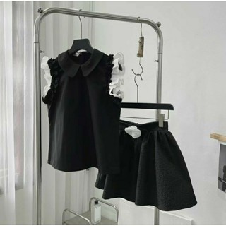 SET ÁO ĐEN SÁT NÁCH PHỐI BÈO REN TRẮNG