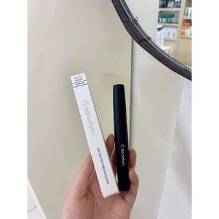 Mascara Karadium Curling và Volume