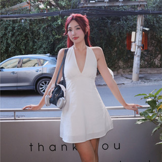 Đầm hoa nhí cổ yếm mùa hè - Lana Dress