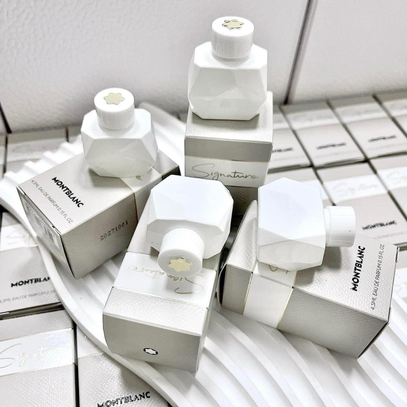 𝐍𝐮̛𝐨̛́𝐜 𝐡𝐨𝐚  mini 𝐌𝐨𝐧𝐭𝐁𝐥𝐚𝐧𝐜 𝐒𝐢𝐠𝐧𝐚𝐭𝐮𝐫𝐞 𝐌𝐢𝐧𝐢 𝟒.𝟓𝐦𝐥m