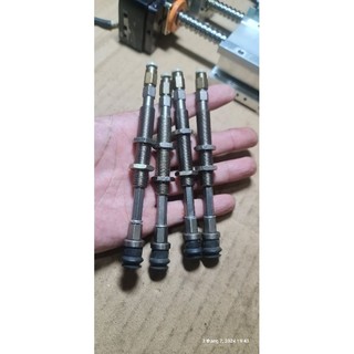 Giác hút chân không cũ xịn rẻ, đường kính 5 - 10 mm