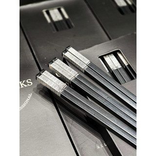 SET 10 ĐÔI ĐŨA ALLOY CHOPSTICK SỢI THUỶ TINH TITANIUM