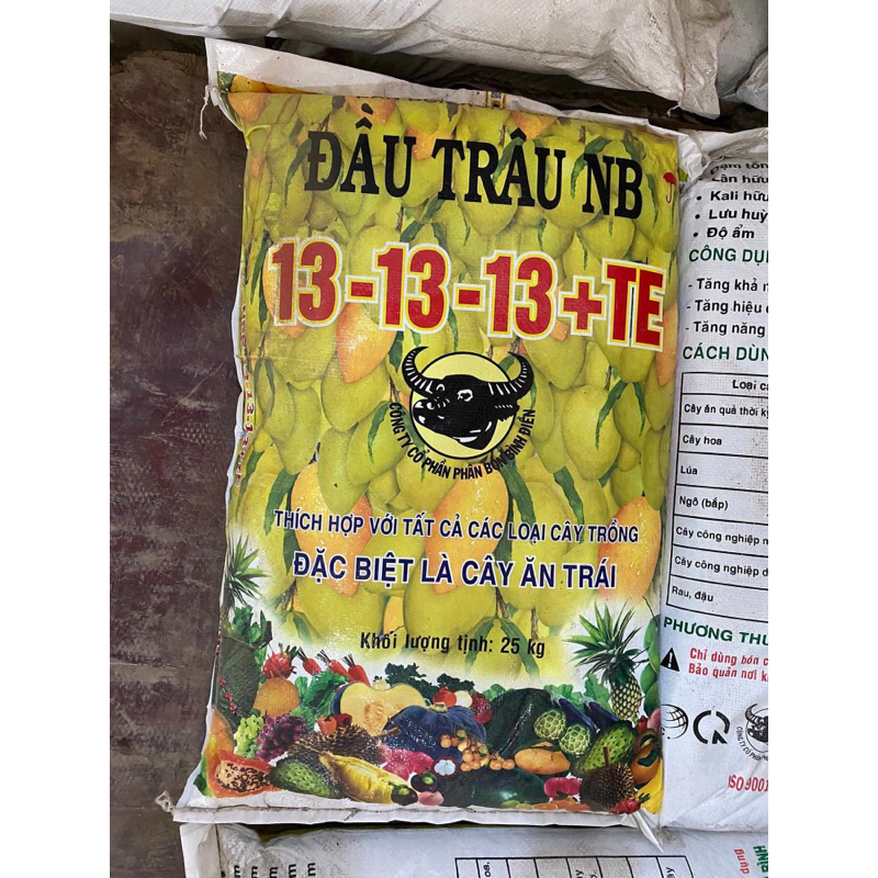 phân bón npk 13-13-13 +TE gói 500g đầu châu bón cho các loại cây