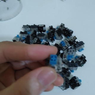 Switch bàn phím cơ Blue switch 2nd (Đã qua sử dụng) [Mua 10 tặng 1]