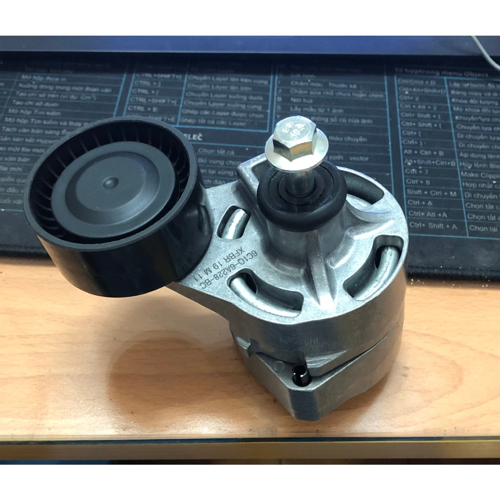 Tăng đưa dây curoa xe Ford Transit 2007-20210