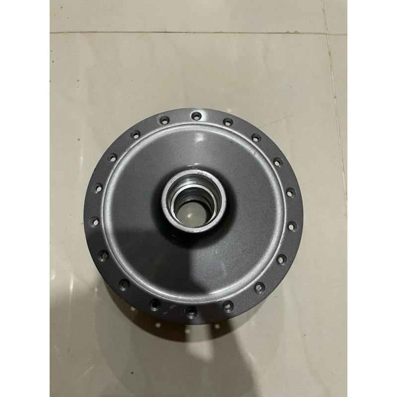 Đùm trước Sirius thắng đùm