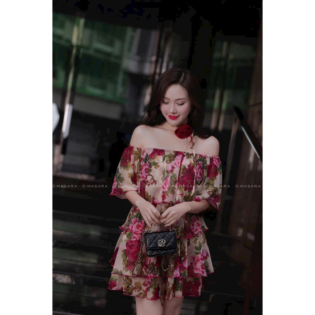 Đầm lụa hoa màu đỏ dáng mini xòe