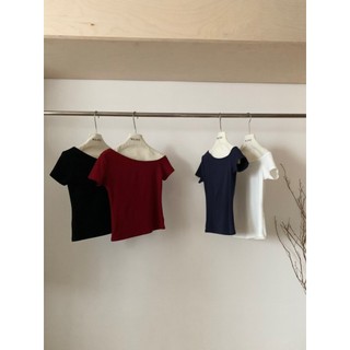Áo thun cộc lệch vai