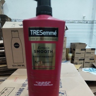 Dầu gội đầu tresemme' chuẩn salon keratin 640g