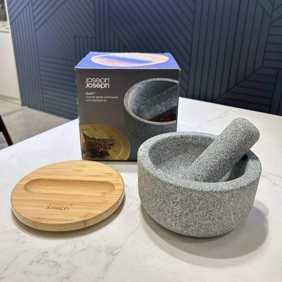 Bộ chày cối Joseph Joseph 20176 Dash Pestle & Mortar with Bamboo Lid - Granite (kèm nắp tre)