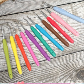 1 Cây Móc Len - Kim Móc Cán Dẻo 2,5mm-7.0mm