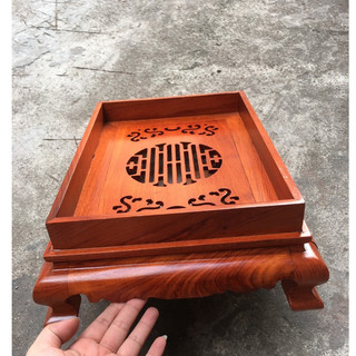 Khay trà chân quỳ mẫu trơn gỗ hương