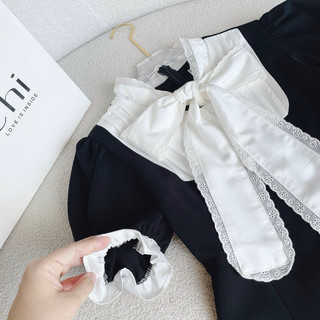 ĐẦM ĐEN PHỐI CỔ TRẮNG CỘT NƠ BÈO