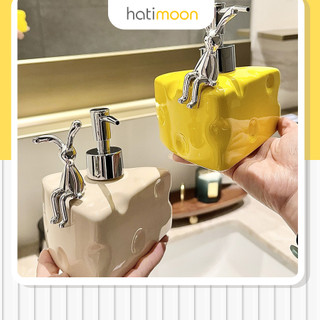 Bình sứ đựng nước rửa tay, sữa tắm, dầu gội cao cấp Hatimoon - Phô mai kèm thỏ