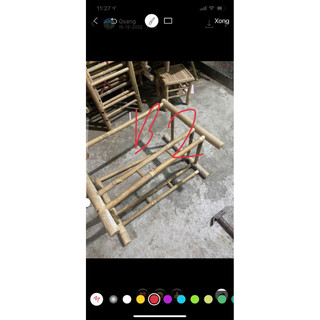 bàn tre chân cố định