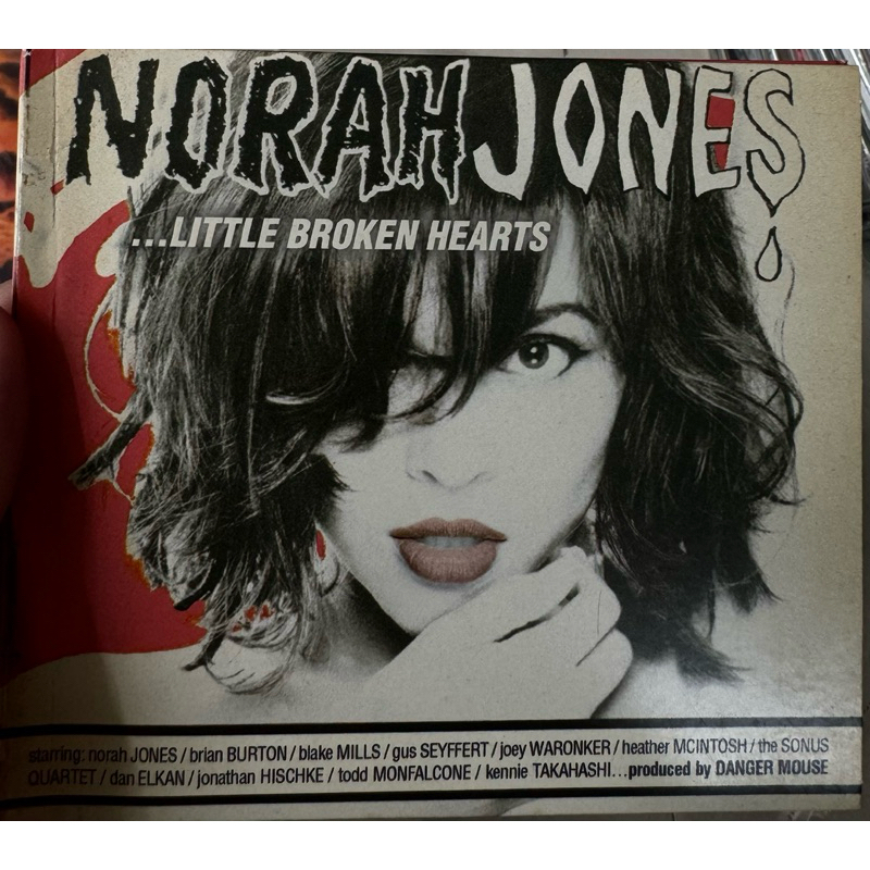 CD used - Norah Jones (Vocal / Jazz / Folk)   - Feels Like Home (2004) - Not Too Late (2006) - come 
