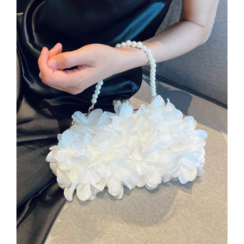 Túi xách Clucth cánh hoa quai ngọc đi tiệc nhập khẩu loại 1 fullbox 3 dây đeo