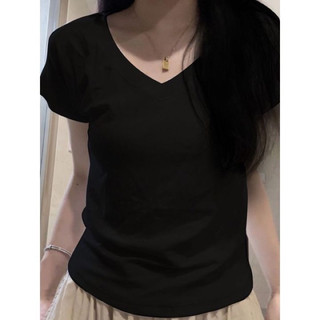 Áo thun body nữ cổ tim và cổ tròn