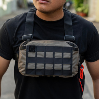 Túi đeo ngực 5.11 Tactical Skyweight Survival