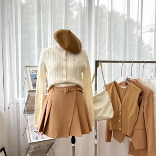 Áo khoác len thừng cropped Ace Academy