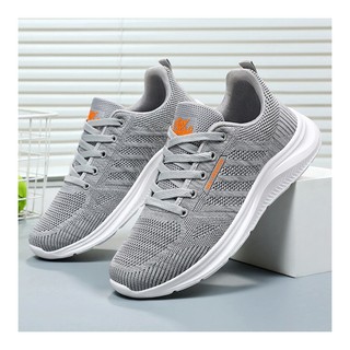 Giày nam  phong cách thể thao sneaker thời trang trẻ trung năng động , kiểu dáng mũi tròn ôm gọn chân . Mã SP: B720G