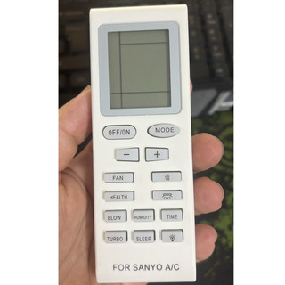 Điều khiển điều hòa sanyo trắng ngắn-remote máy lạnh sanyo - hàng loại 1 - bh 3 tháng lỗi 1 đổi 1