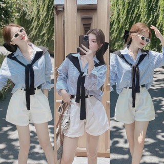 Set 4 món sơ mi sọc: áo sơ mi sọc xanh + choàng vai thắt nơ + dây nịt + quần short trắng