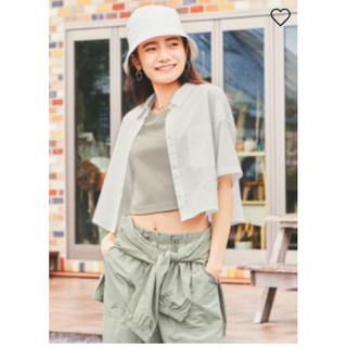Áo sơ mi cổ đức croptop Gu Japan