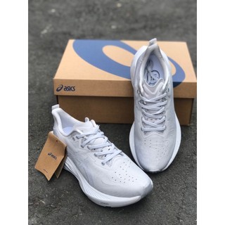 Giày Nam Sneaker Chuẩn Chạy Bộ Đế Mềm Siêu Nhẹ Thoáng Khí Novablast 4