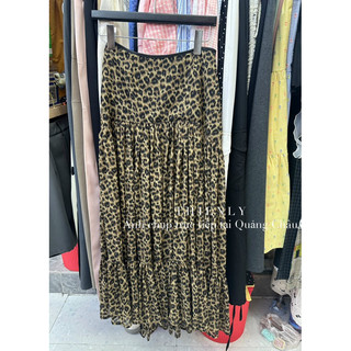 2208 Chân váy hoạ tiết báo tầng