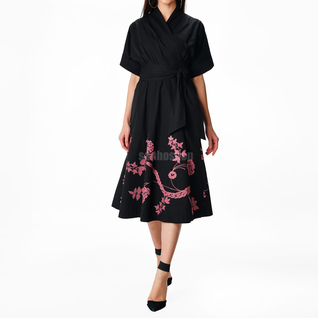ĐẦM MIDI T3D FLORAL WRAP